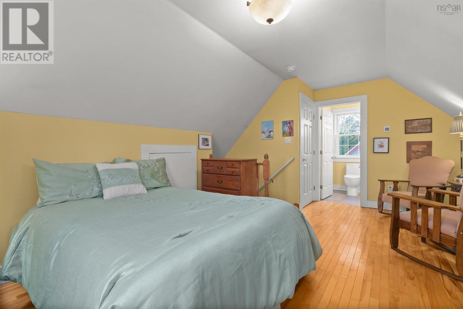 Property 20 of 33 of 181 Central Street