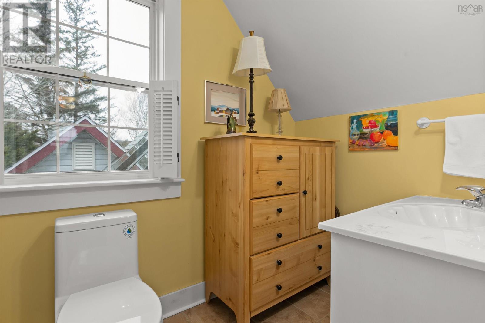 Property 23 of 33 of 181 Central Street