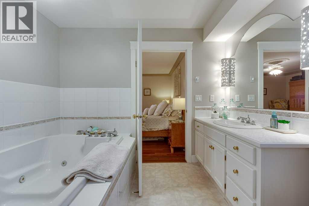 4918 53 Avenue Close, Innisfail