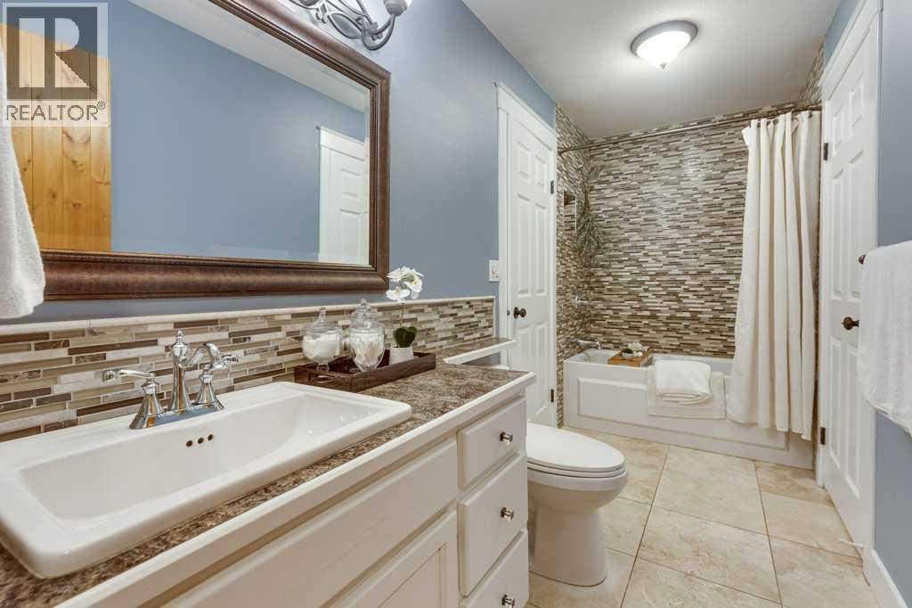 4918 53 Avenue Close, Innisfail