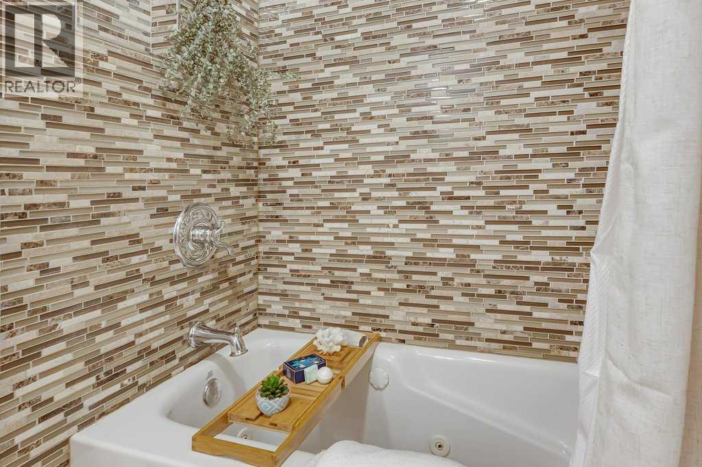 4918 53 Avenue Close, Innisfail