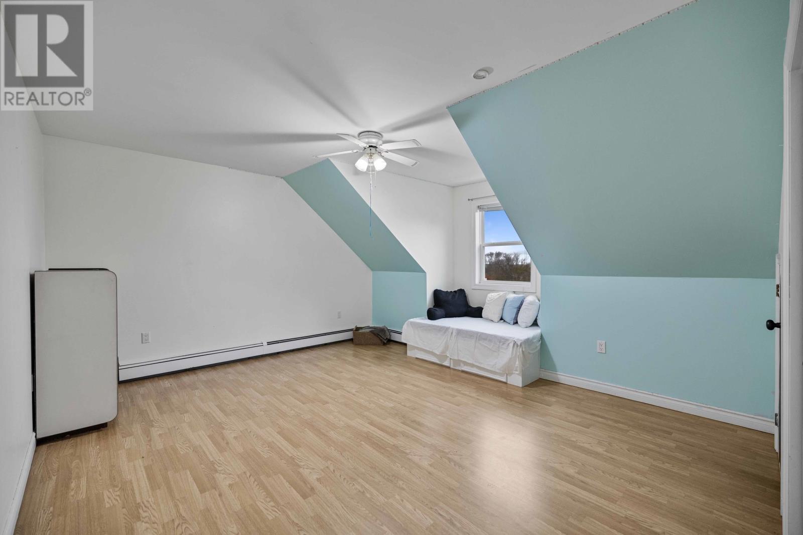 14 SAINT CATHERINES Avenue - 28