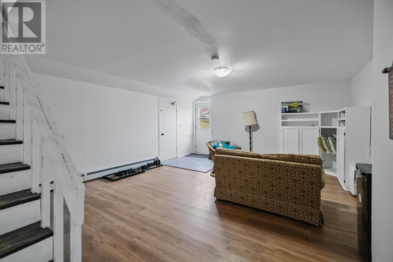 14 SAINT CATHERINES Avenue - 31