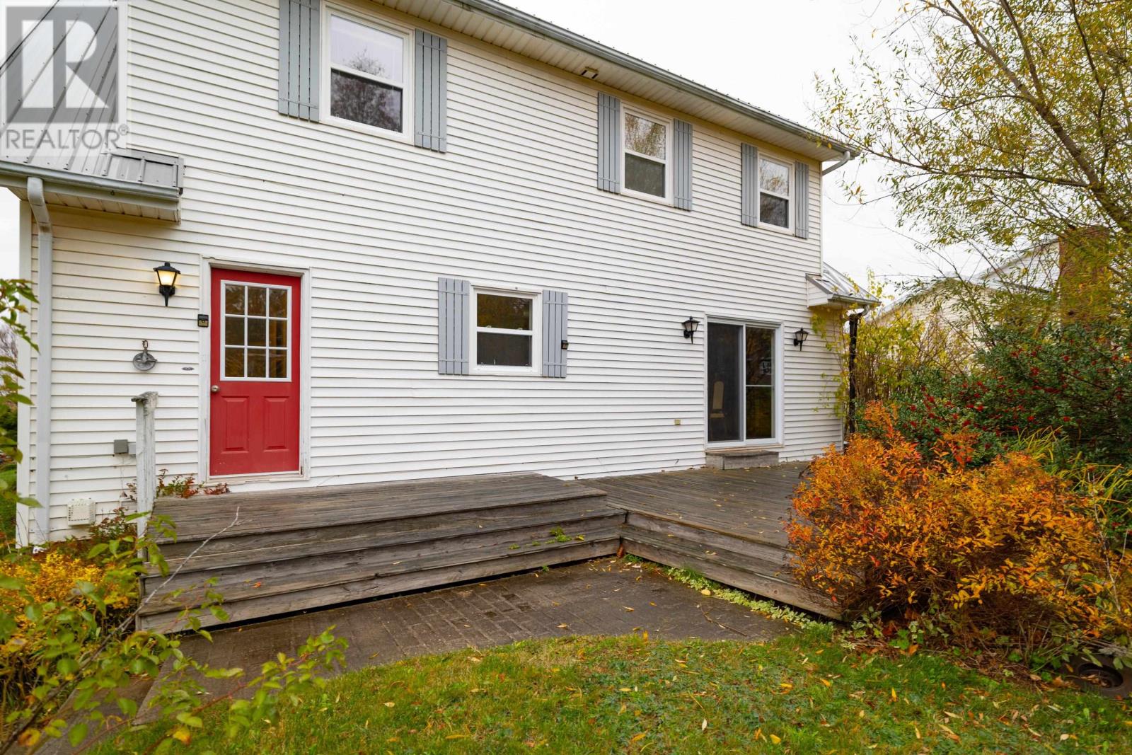 14 SAINT CATHERINES Avenue - 37