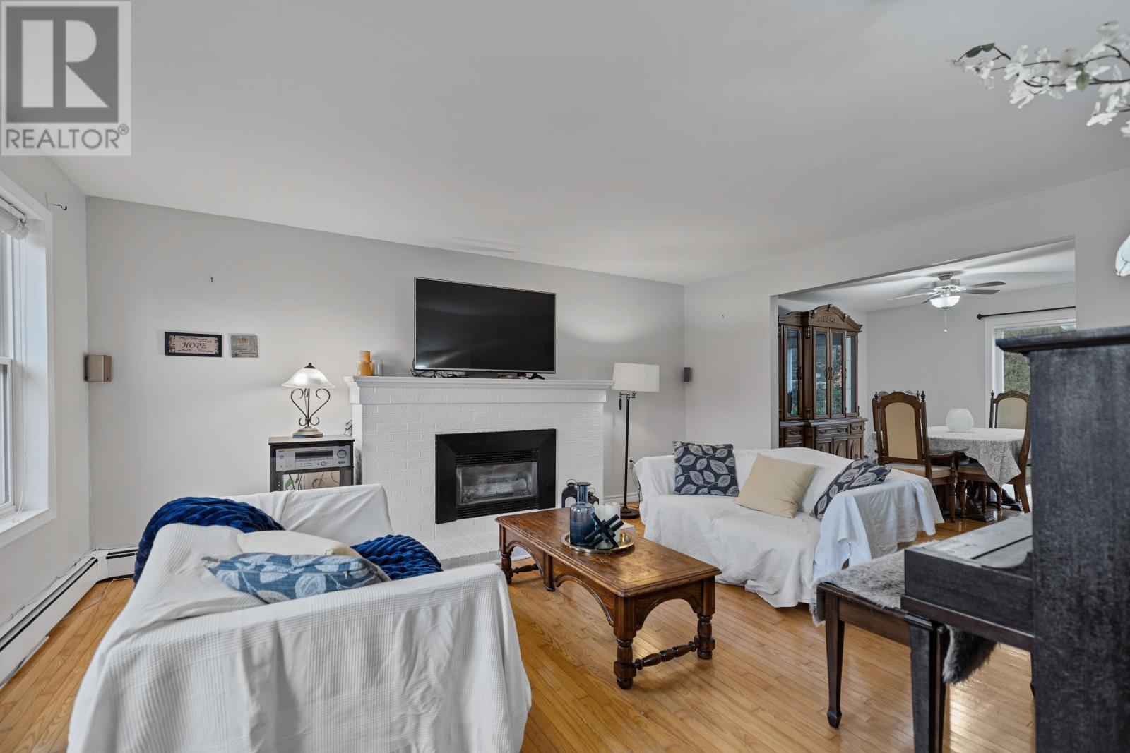 14 SAINT CATHERINES Avenue - 4