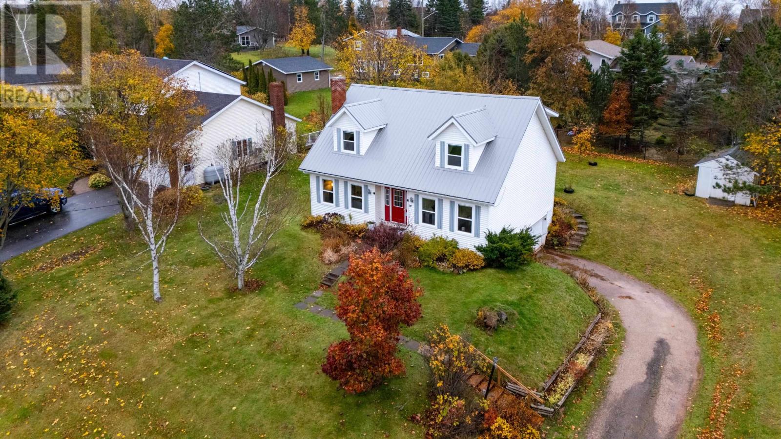 14 SAINT CATHERINES Avenue - 42