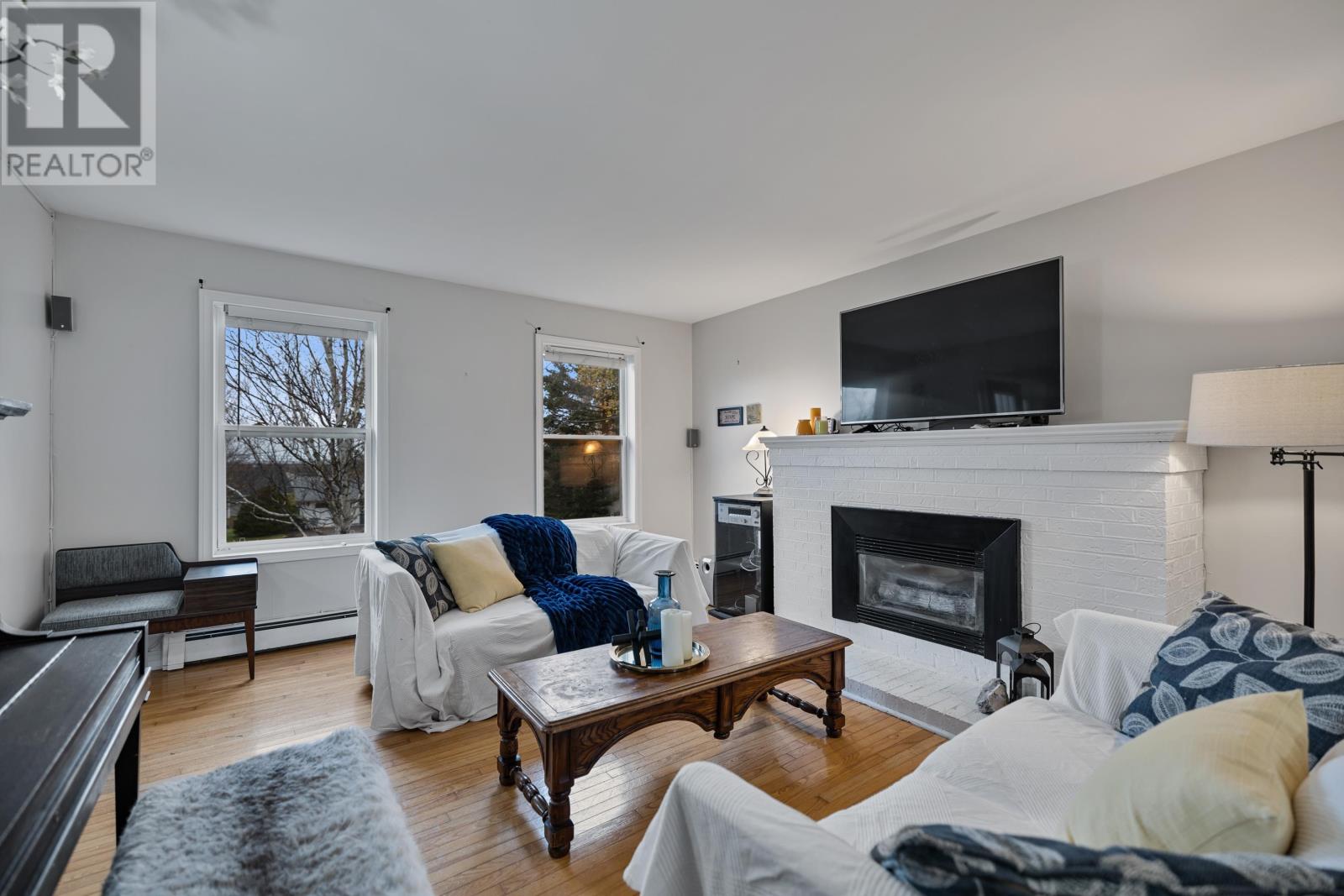 14 SAINT CATHERINES Avenue - 6