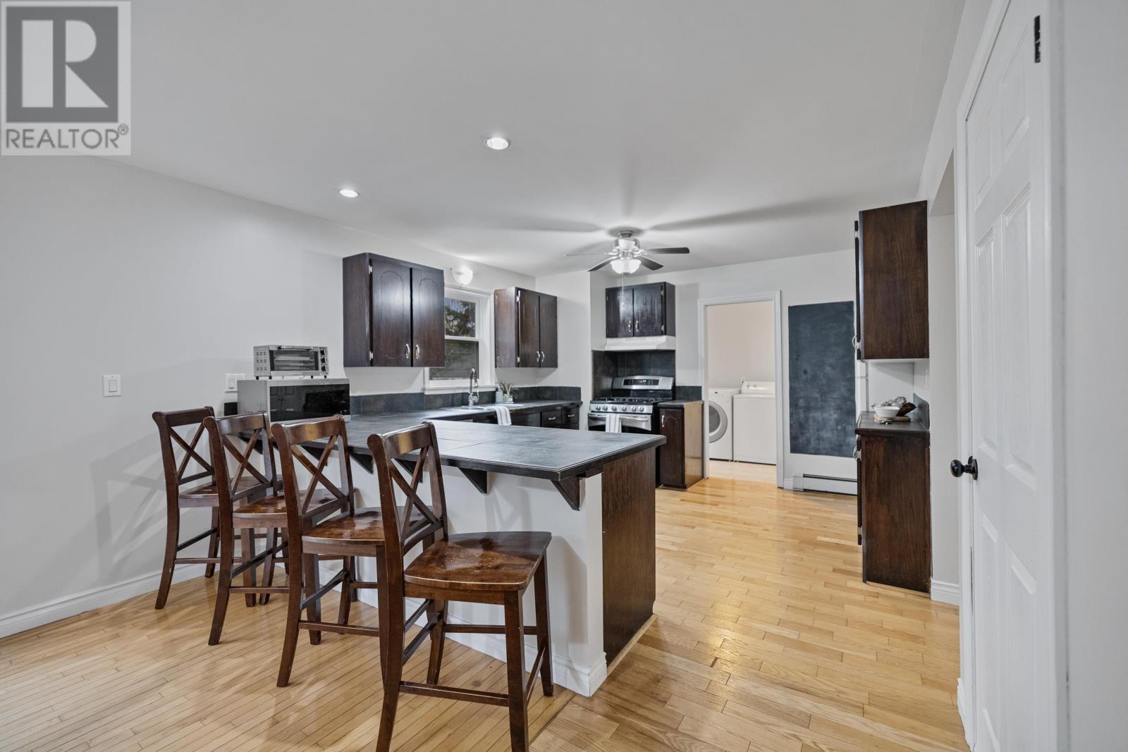 14 SAINT CATHERINES Avenue - 8