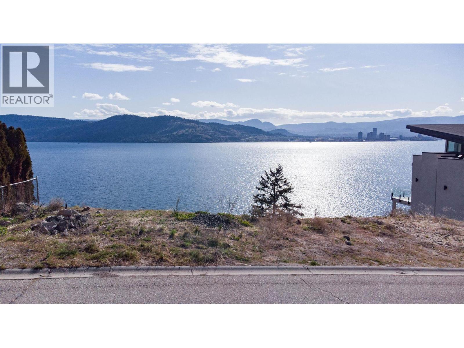 13 901 Westside Road South, West Kelowna