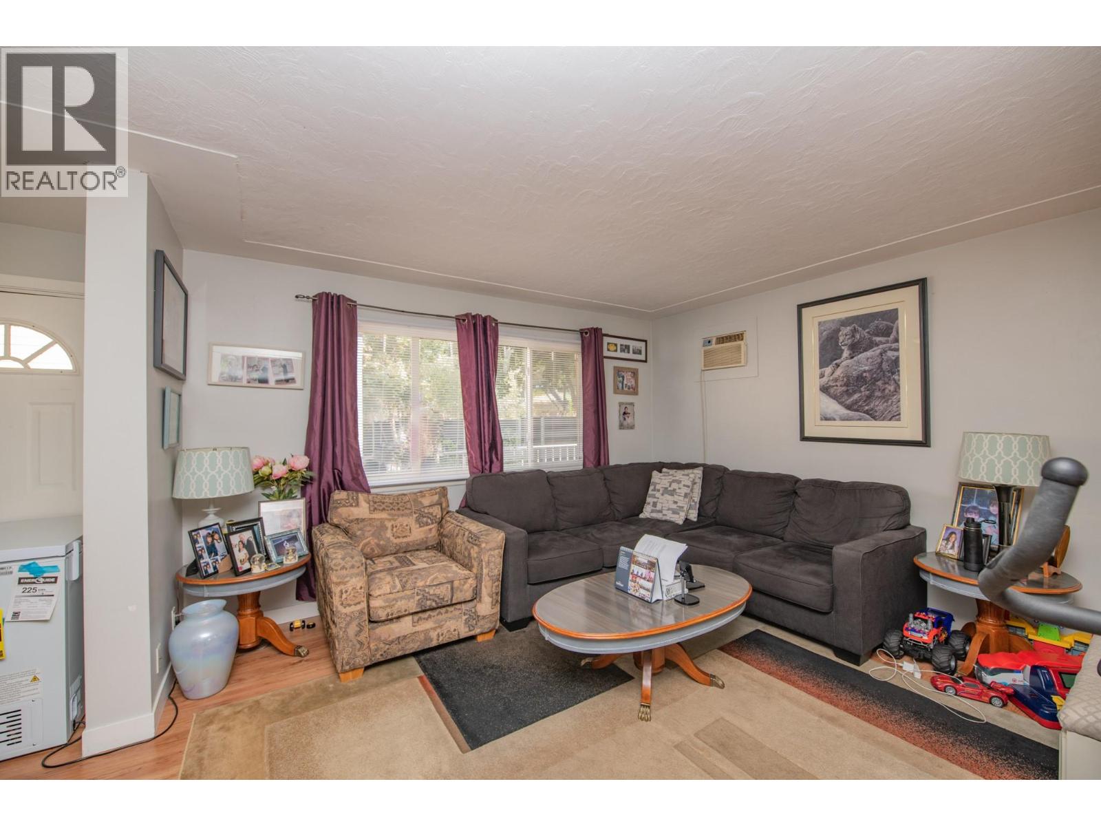  3908 Pleasant Valley Road, Vernon