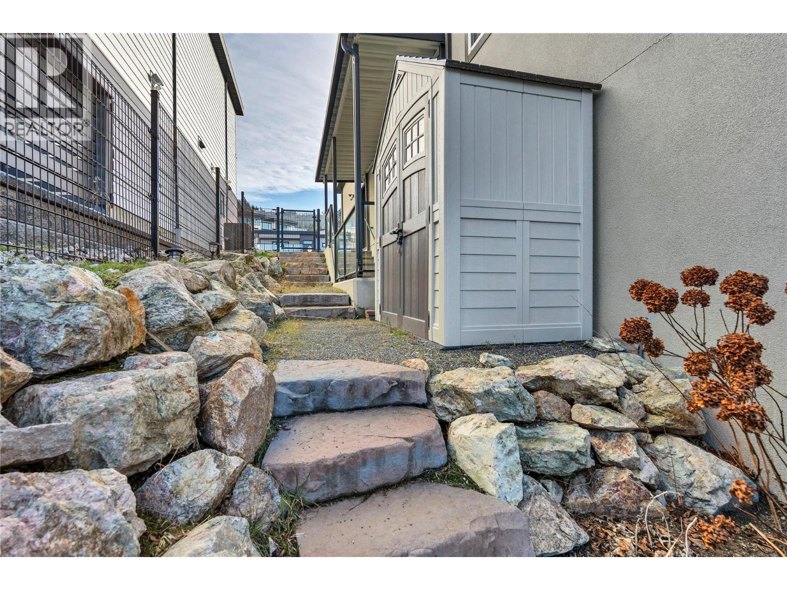  186 AVERY Place, Penticton