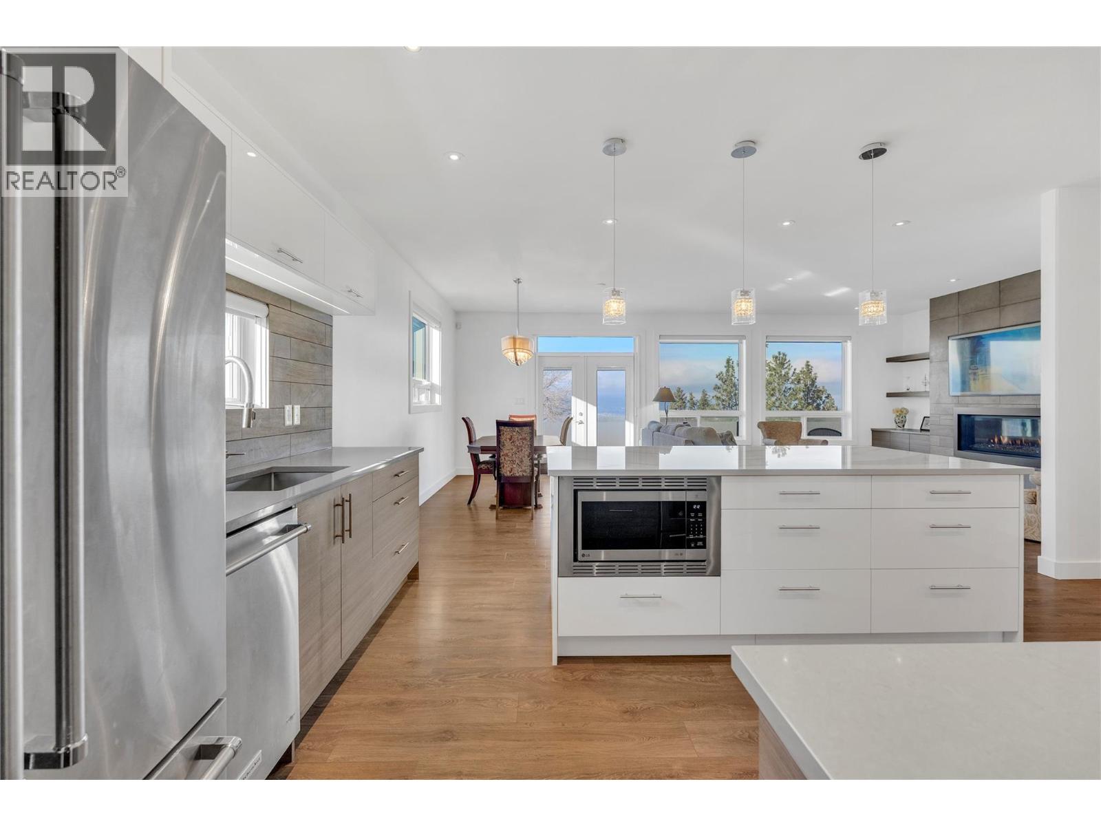  186 AVERY Place, Penticton