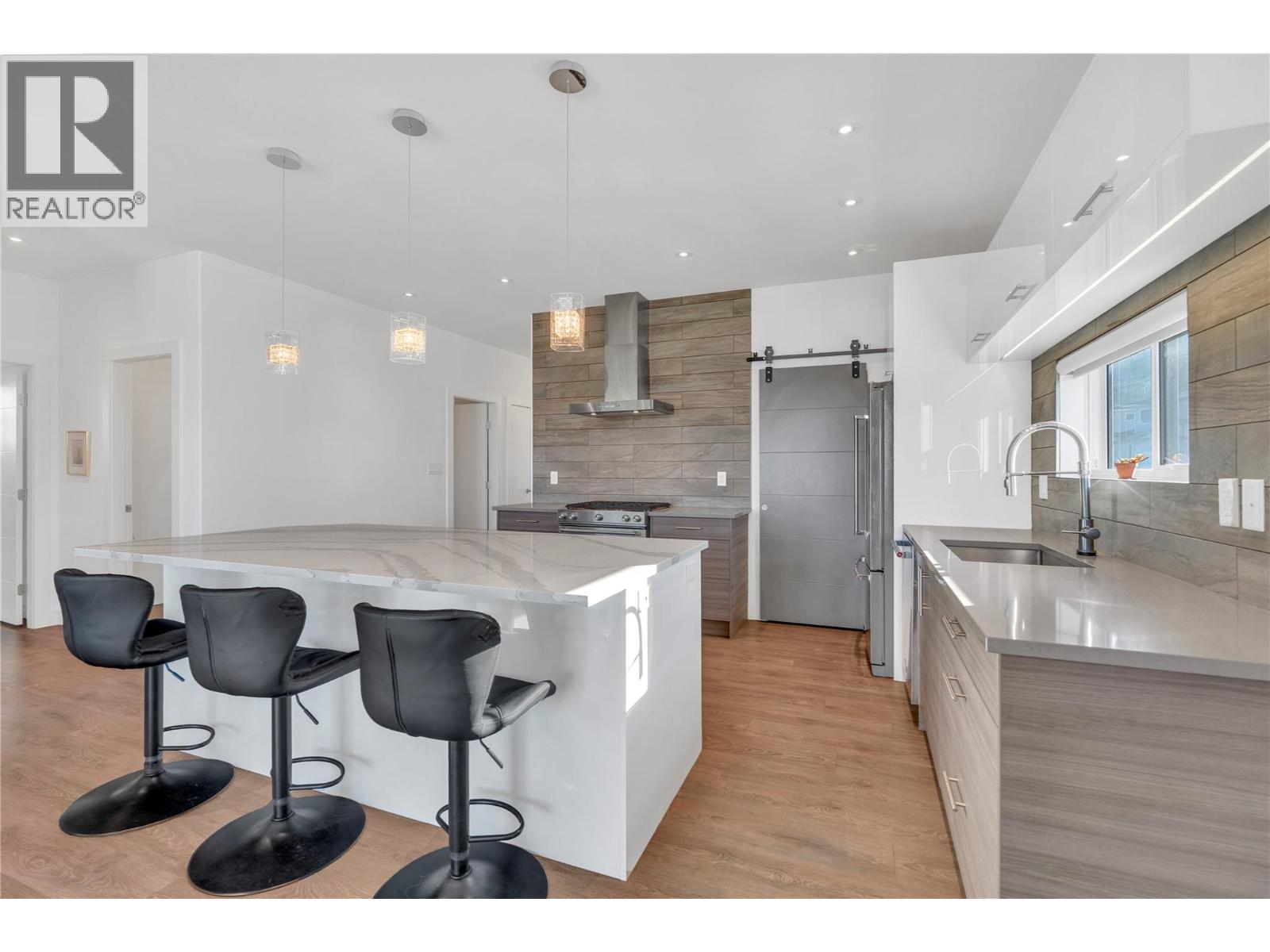  186 AVERY Place, Penticton