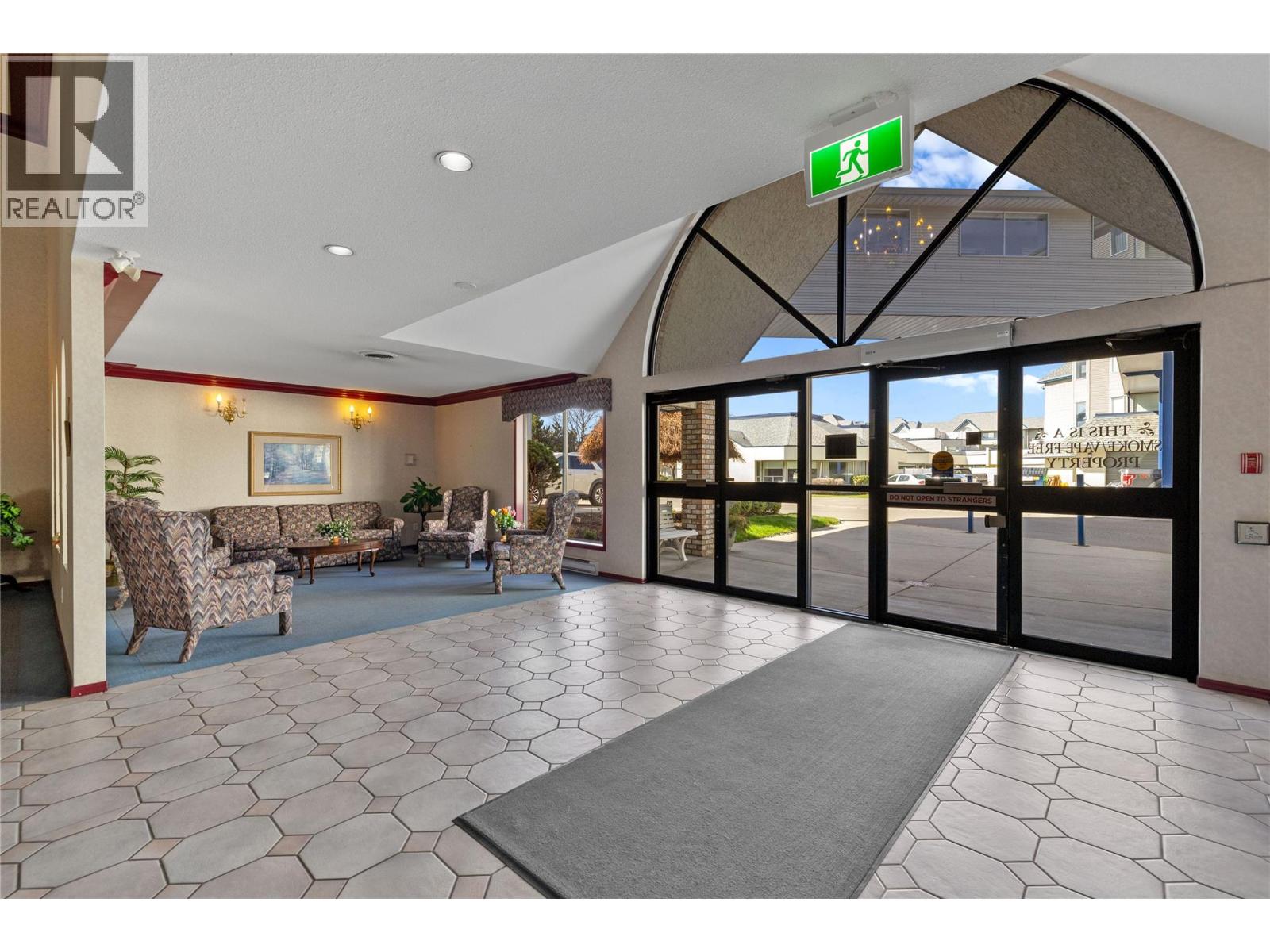 127 877 KLO Road, Kelowna