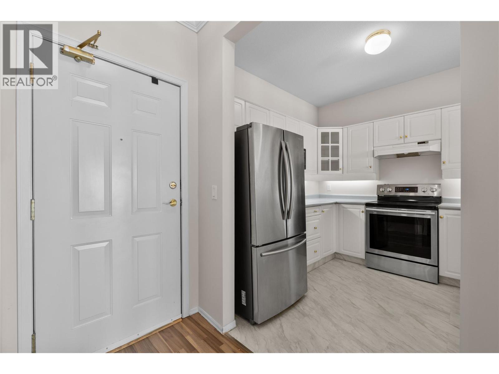 127 877 KLO Road, Kelowna