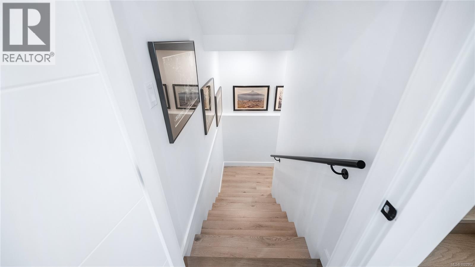  927 Beckwith Avenue, Saanich