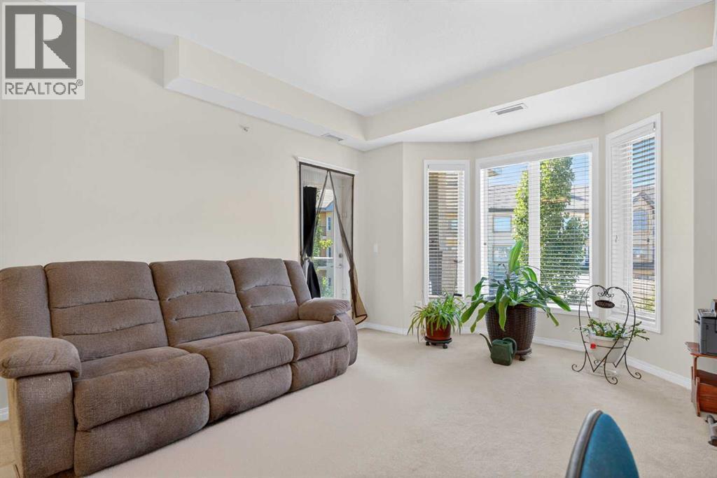 Single Family House for Sale in   Everstone Drive SW Evergreen Calgary 