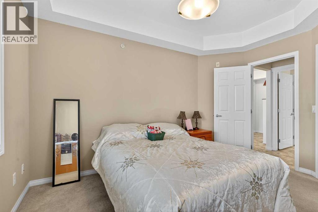 Single Family House for Sale in   Everstone Drive SW Evergreen Calgary 