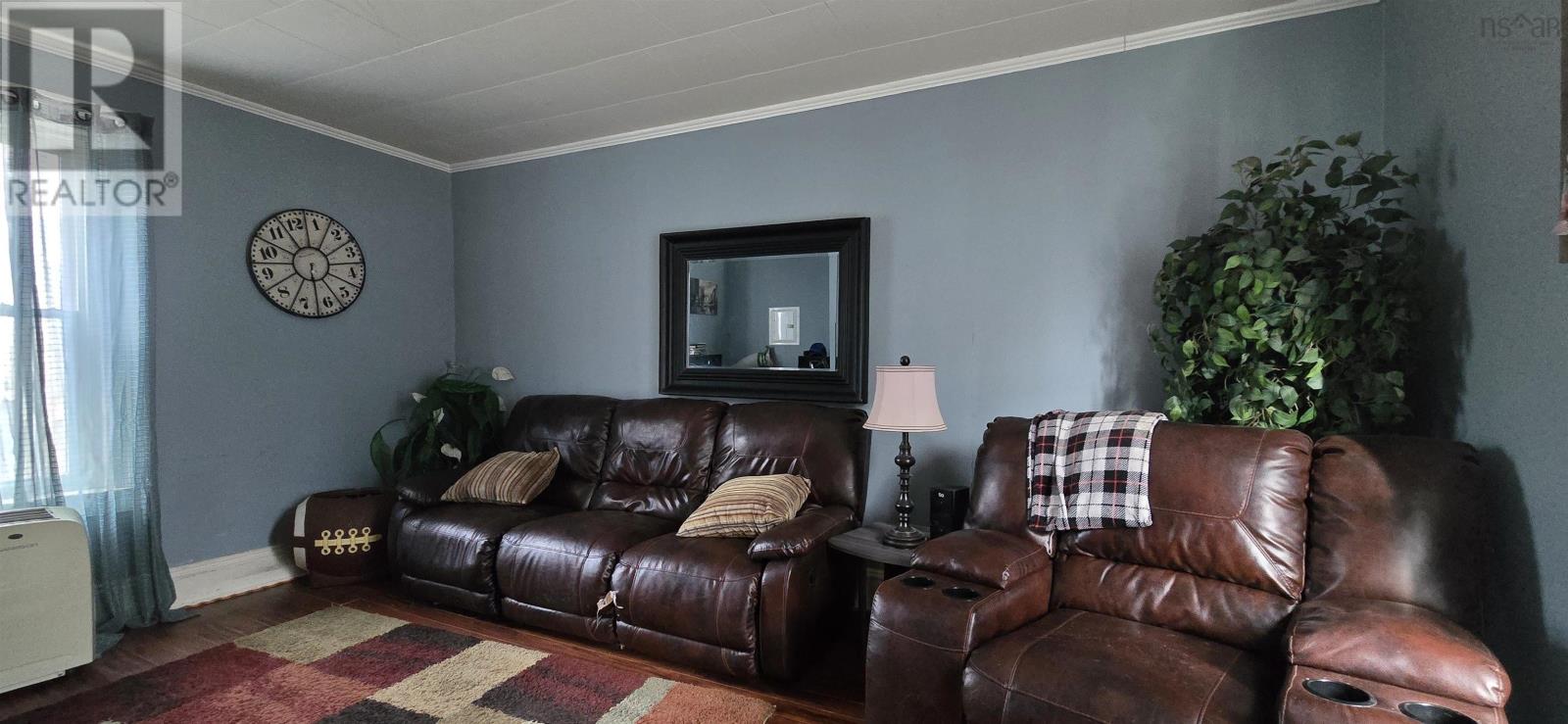 Property 18 of 33 of 1618 King Street