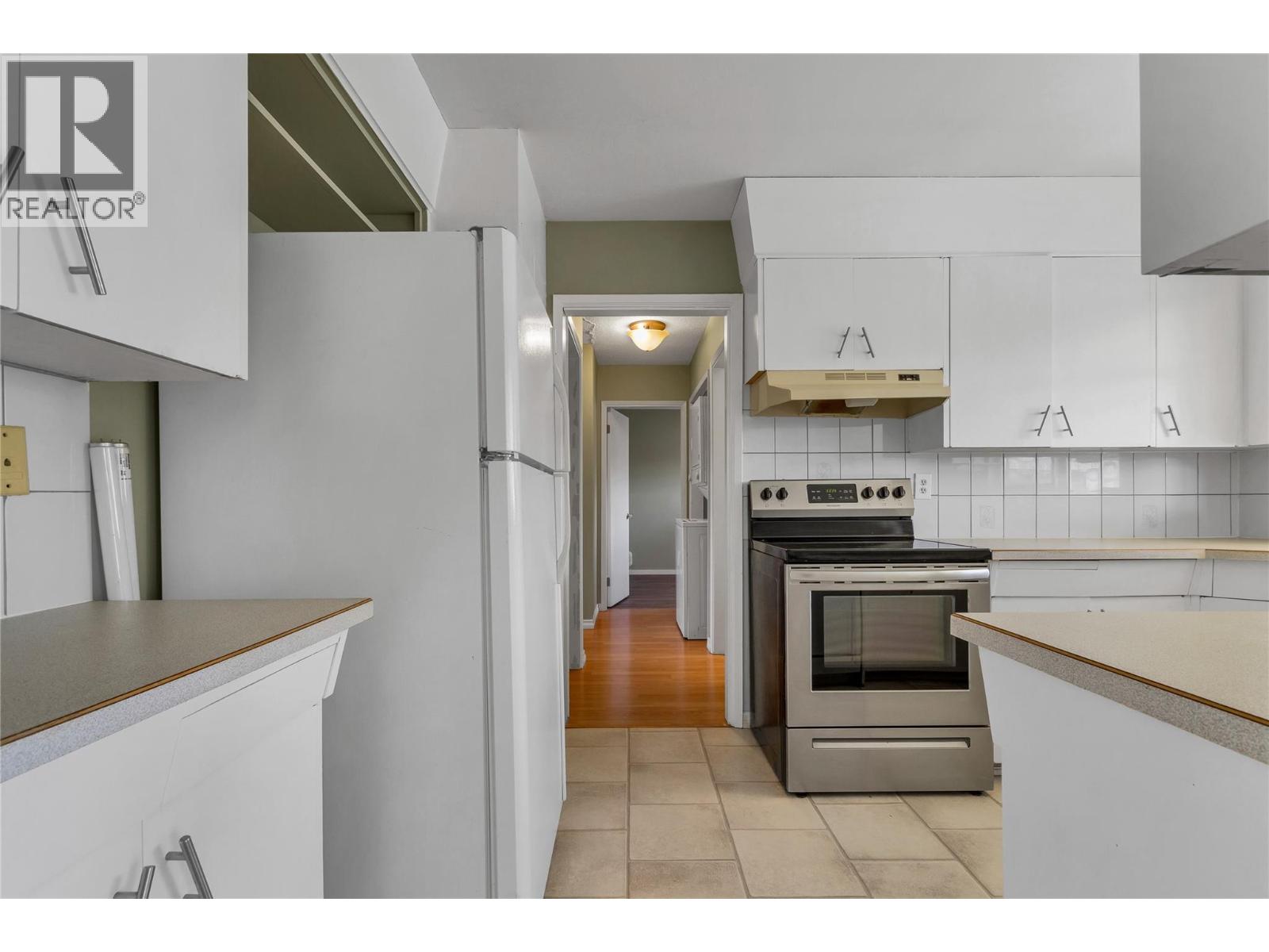  2603 18 Street, Vernon