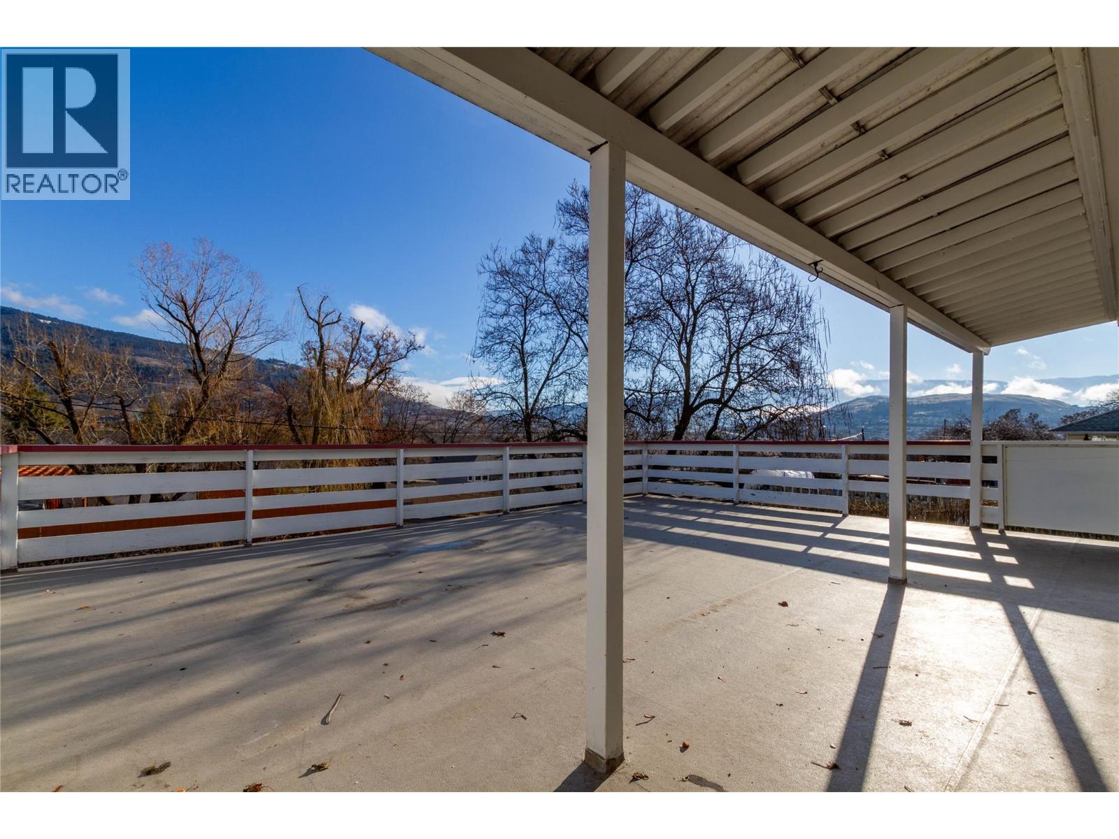  2603 18 Street, Vernon