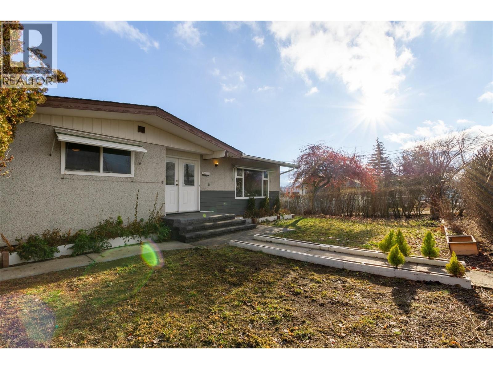  2603 18 Street, Vernon