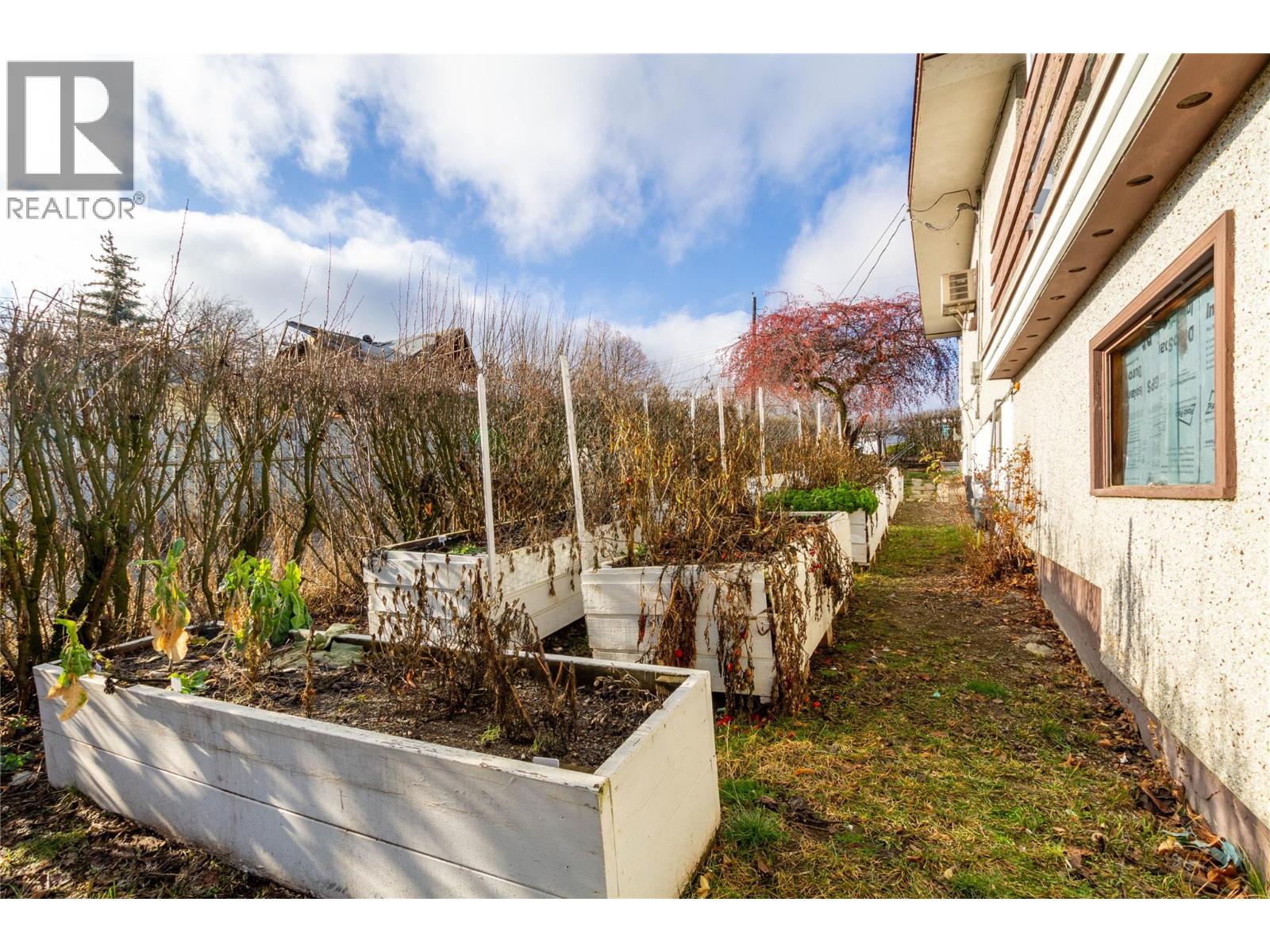  2603 18 Street, Vernon