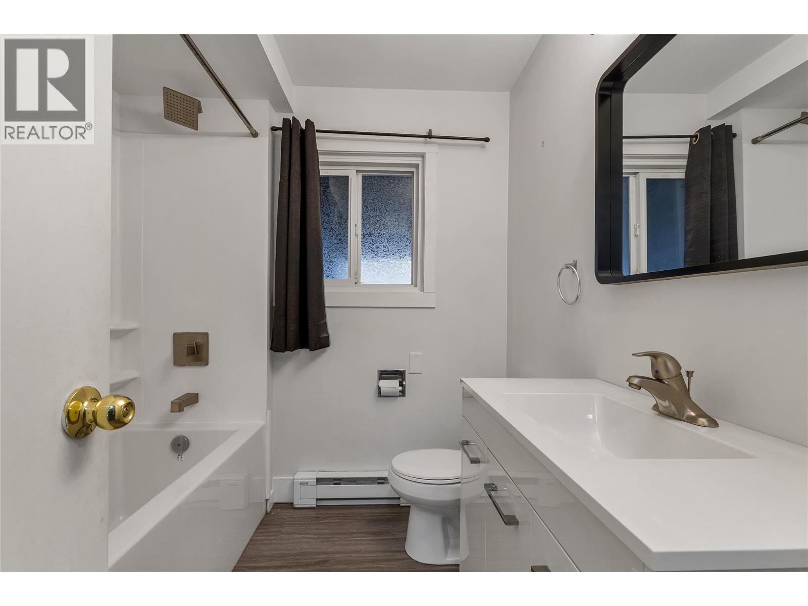  2603 18 Street, Vernon