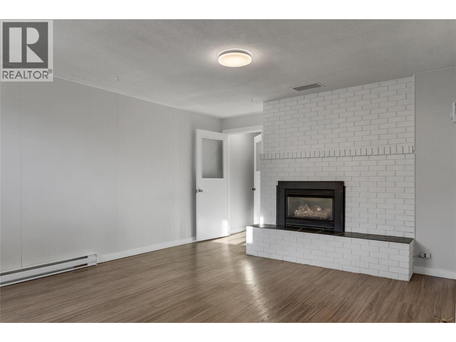  2603 18 Street, Vernon