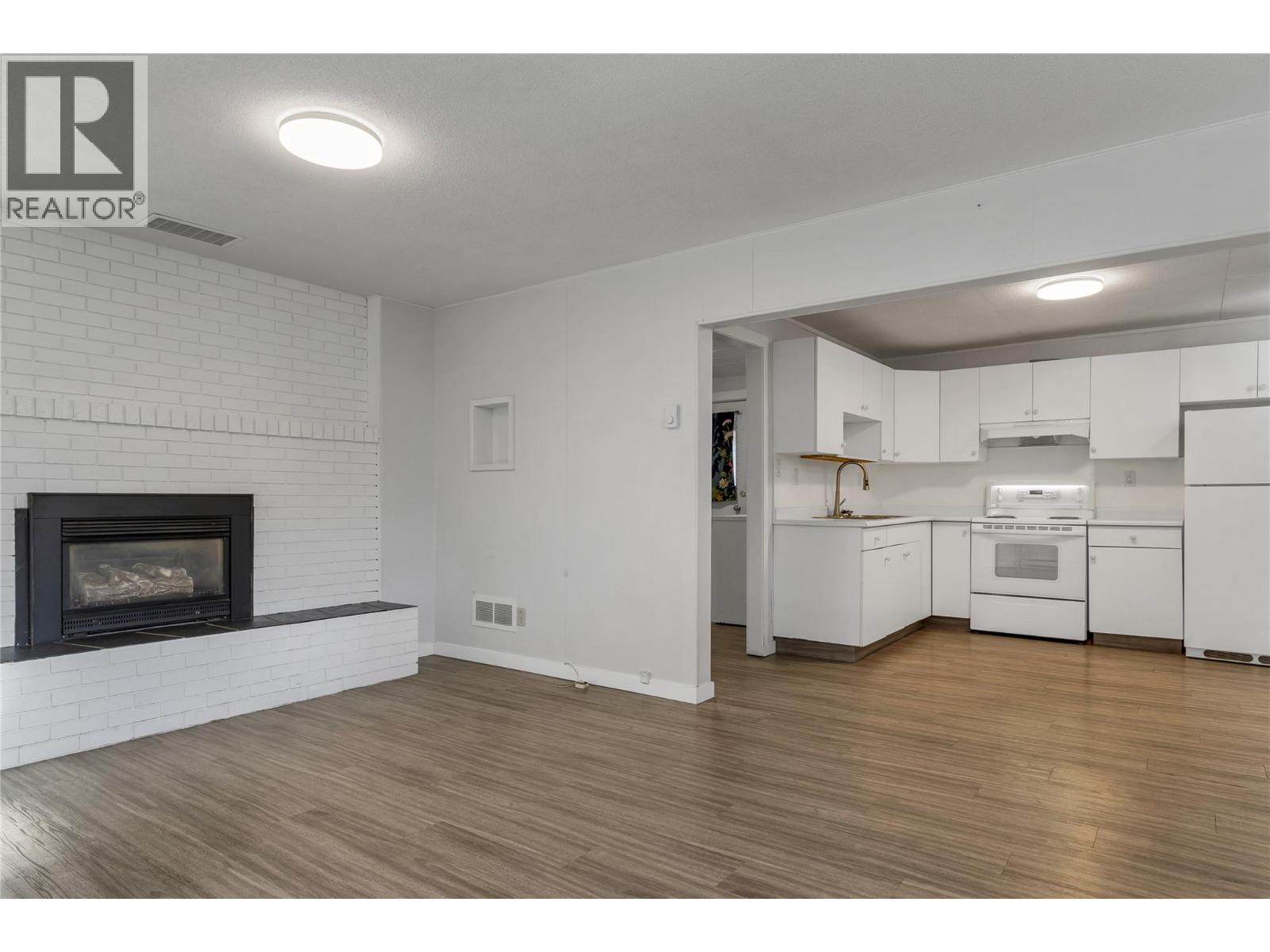  2603 18 Street, Vernon