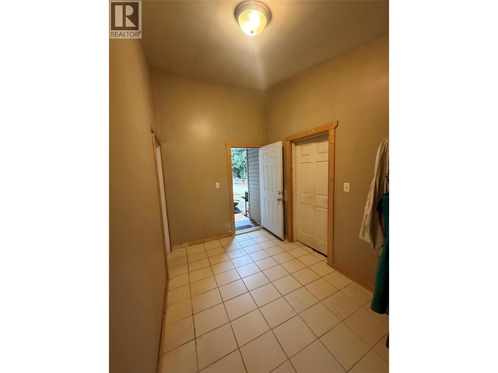 1925 MCDANIELS ROAD - 20