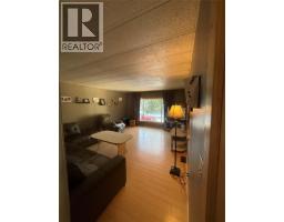 Full bathroom - 1925 Mcdaniels Road, Castlegar, BC V1N4T2 Photo 15