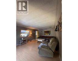 Bedroom - 1925 Mcdaniels Road, Castlegar, BC V1N4T2 Photo 16