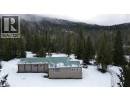 1925 Mcdaniels Road, Castlegar, BC V1N4T2 Photo 29