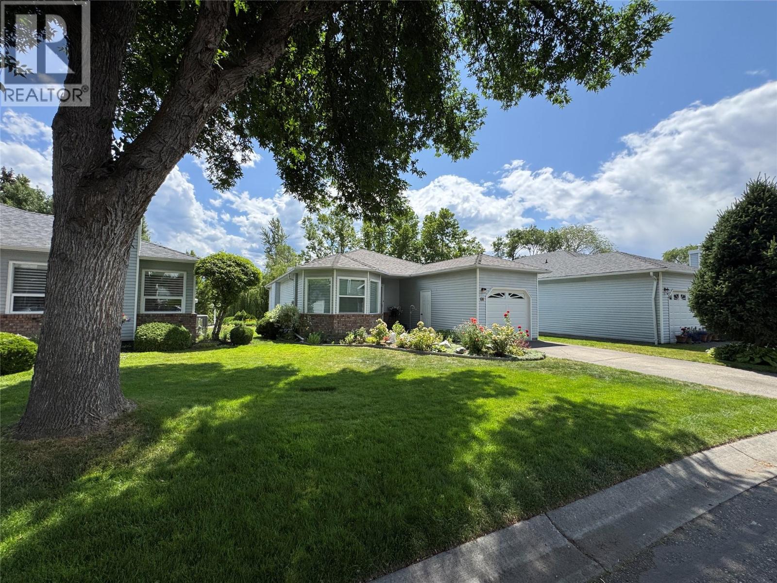 60 1101 Cameron Avenue, Kelowna