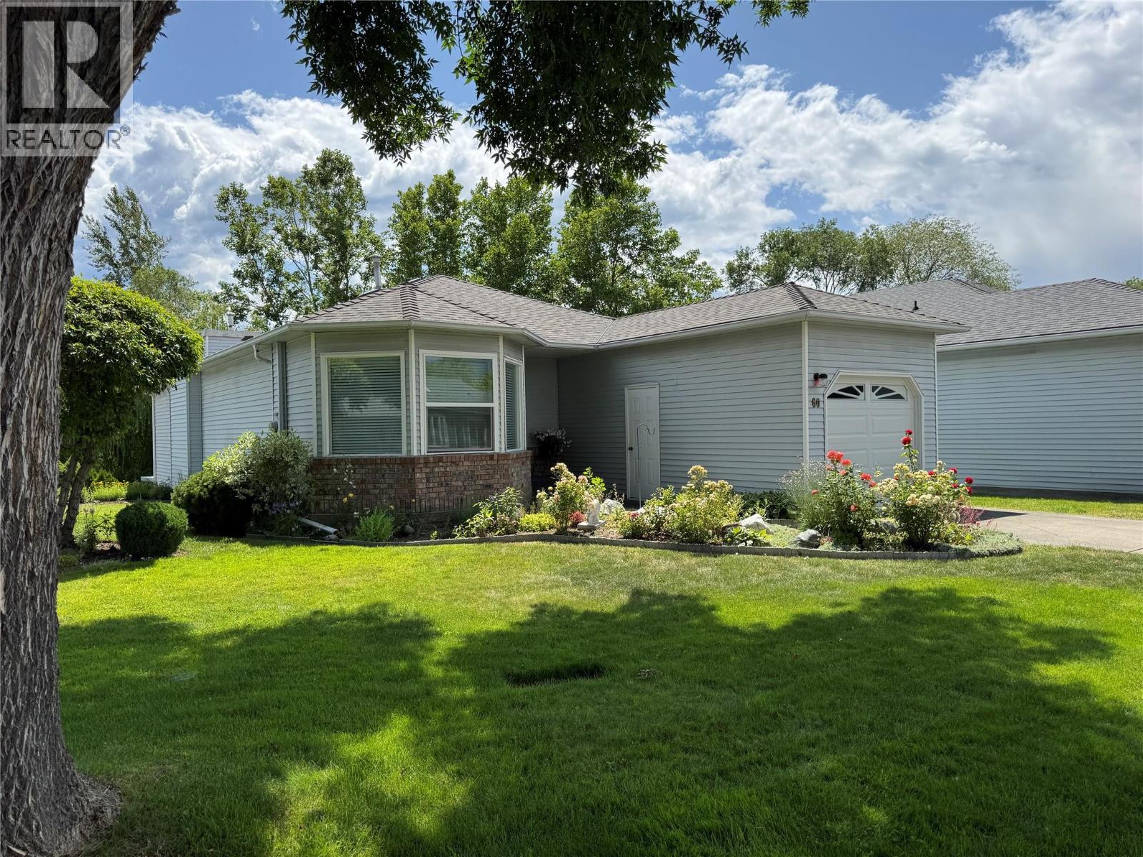 60 1101 Cameron Avenue, Kelowna