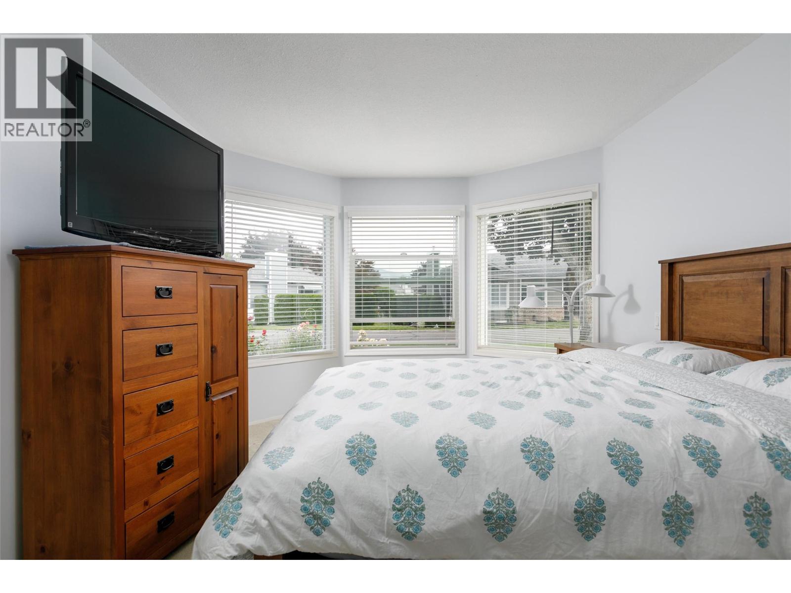 60 1101 Cameron Avenue, Kelowna