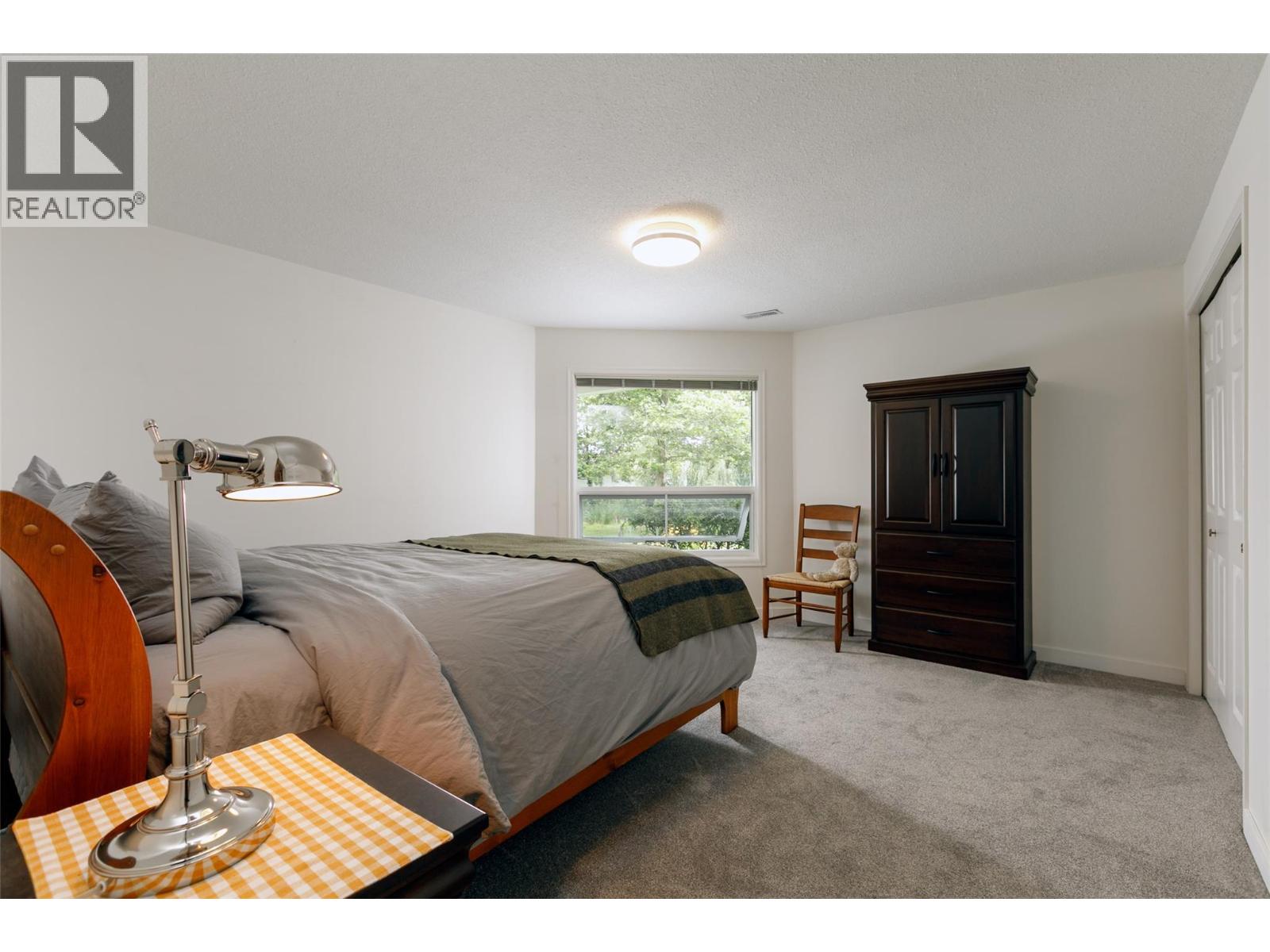 60 1101 Cameron Avenue, Kelowna