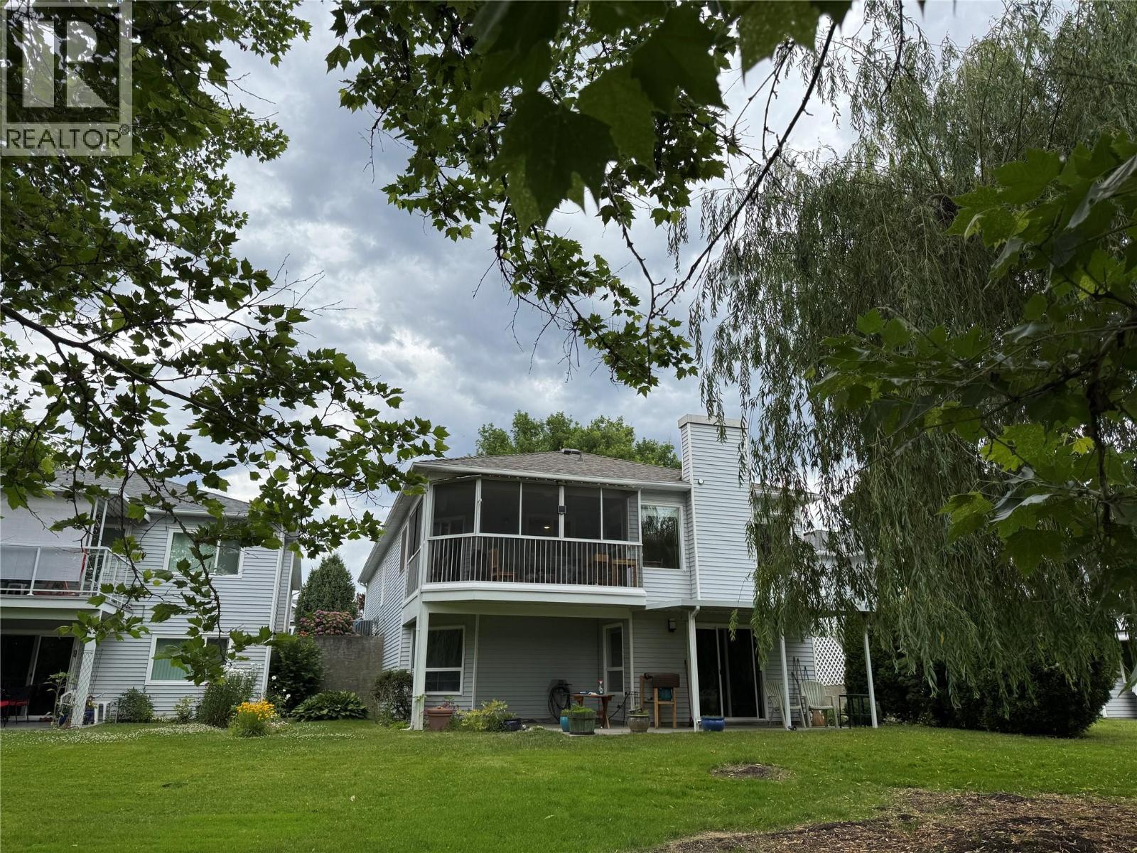 60 1101 Cameron Avenue, Kelowna