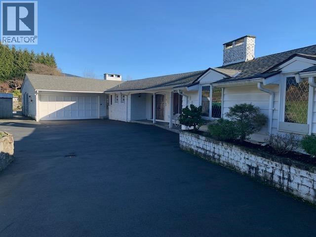 805 EYREMOUNT DRIVE, West Vancouver