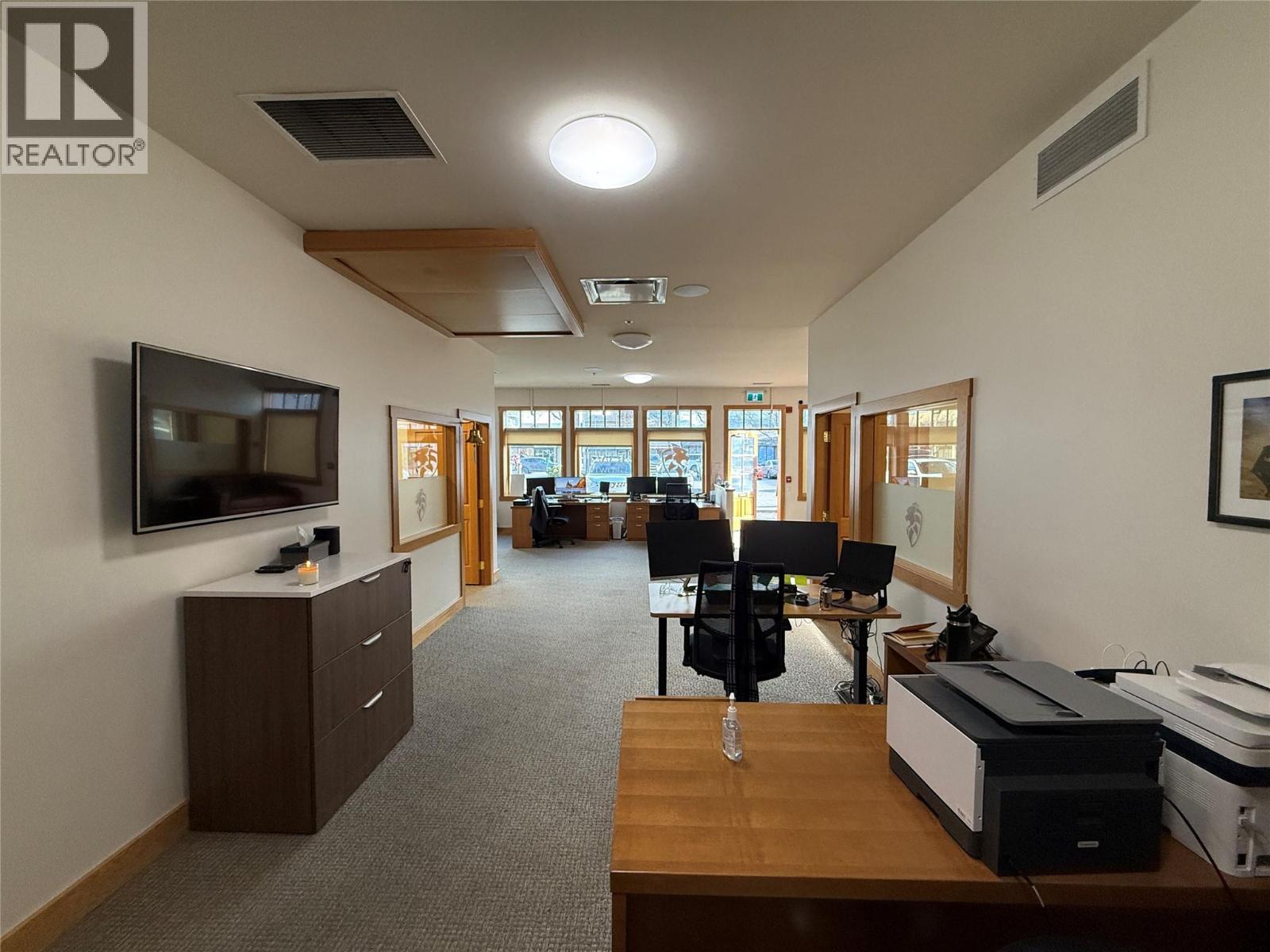 101/102 455 Lawrence Avenue, Kelowna