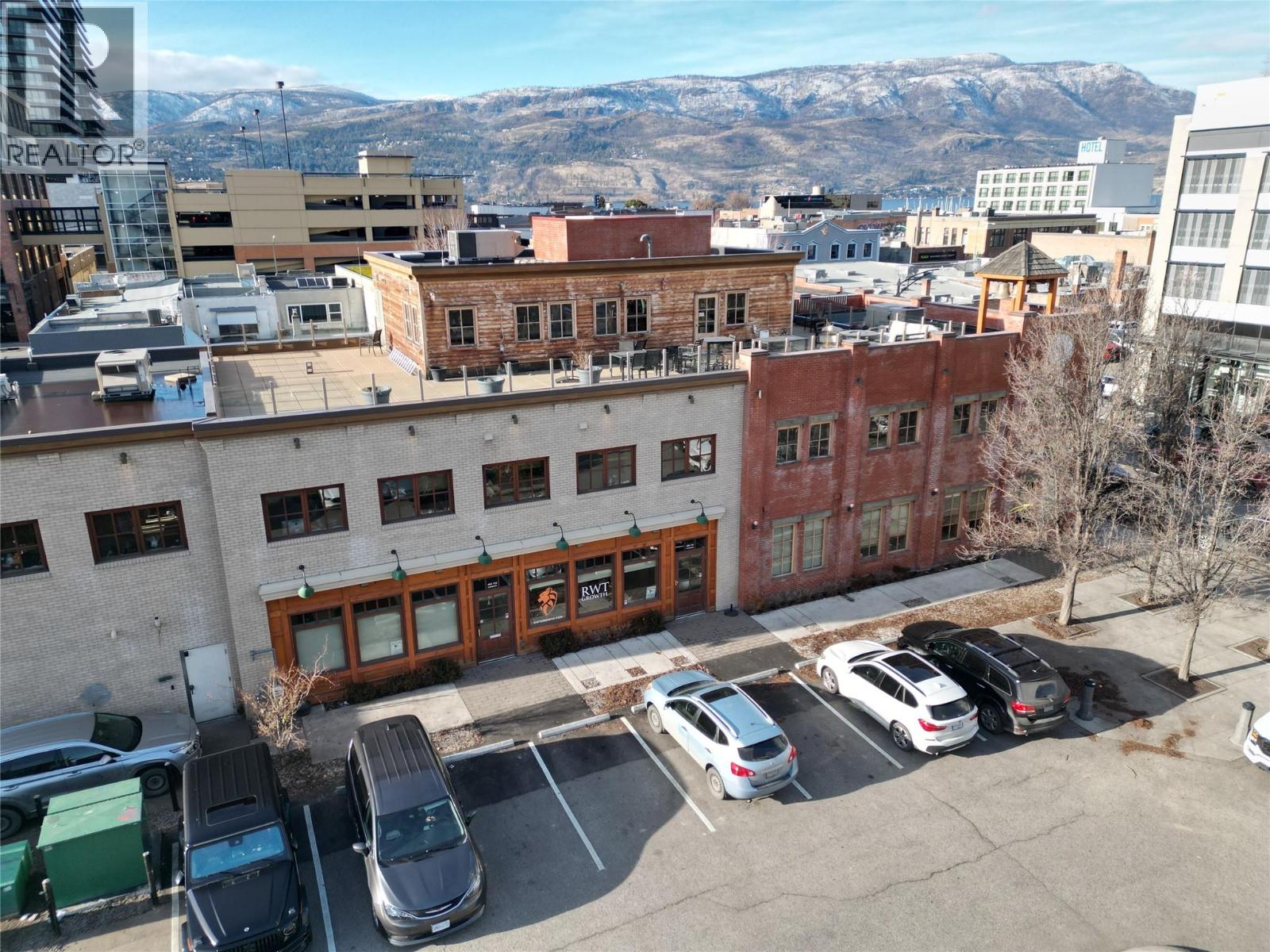 101/102 455 Lawrence Avenue, Kelowna