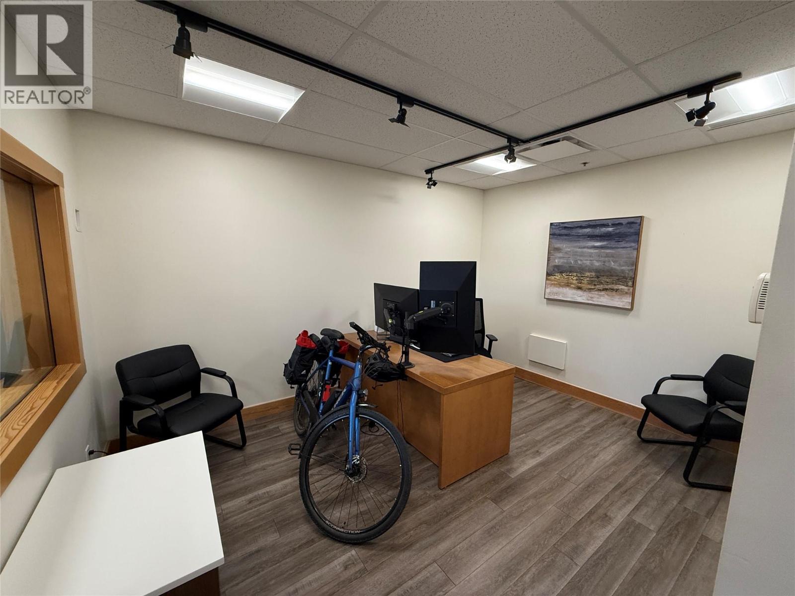 101/102 455 Lawrence Avenue, Kelowna