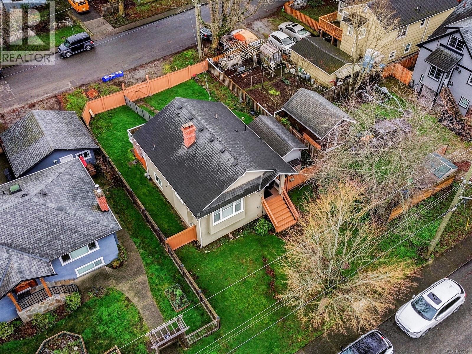  3115 Somerset Street, Victoria