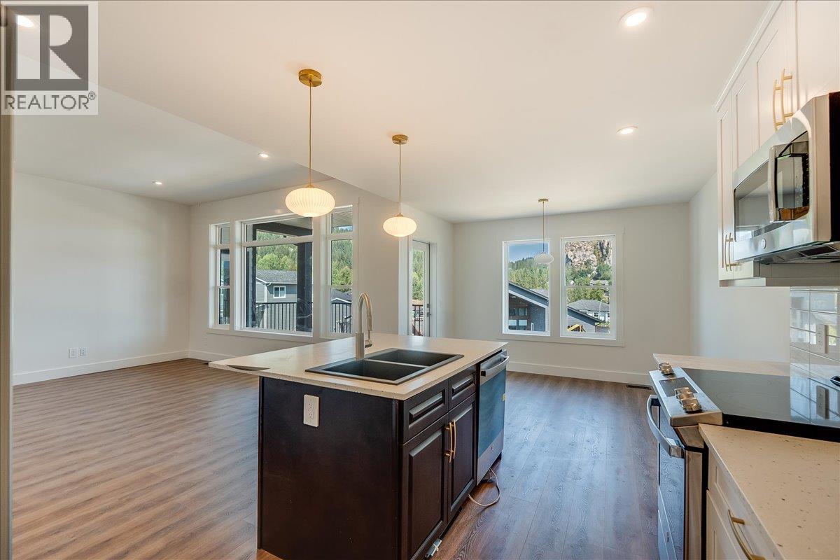 1509 Aspen Lane, Castlegar