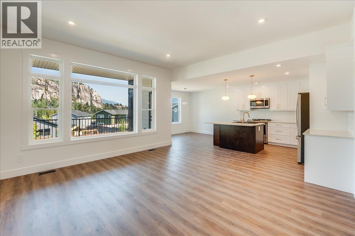 1509 Aspen Lane, Castlegar