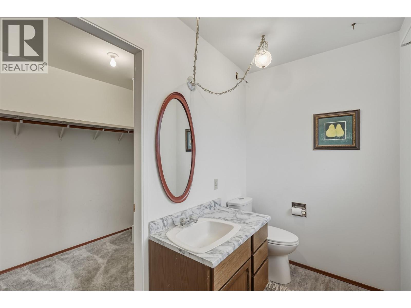 2480 VALLEYVIEW DRIVE - 21