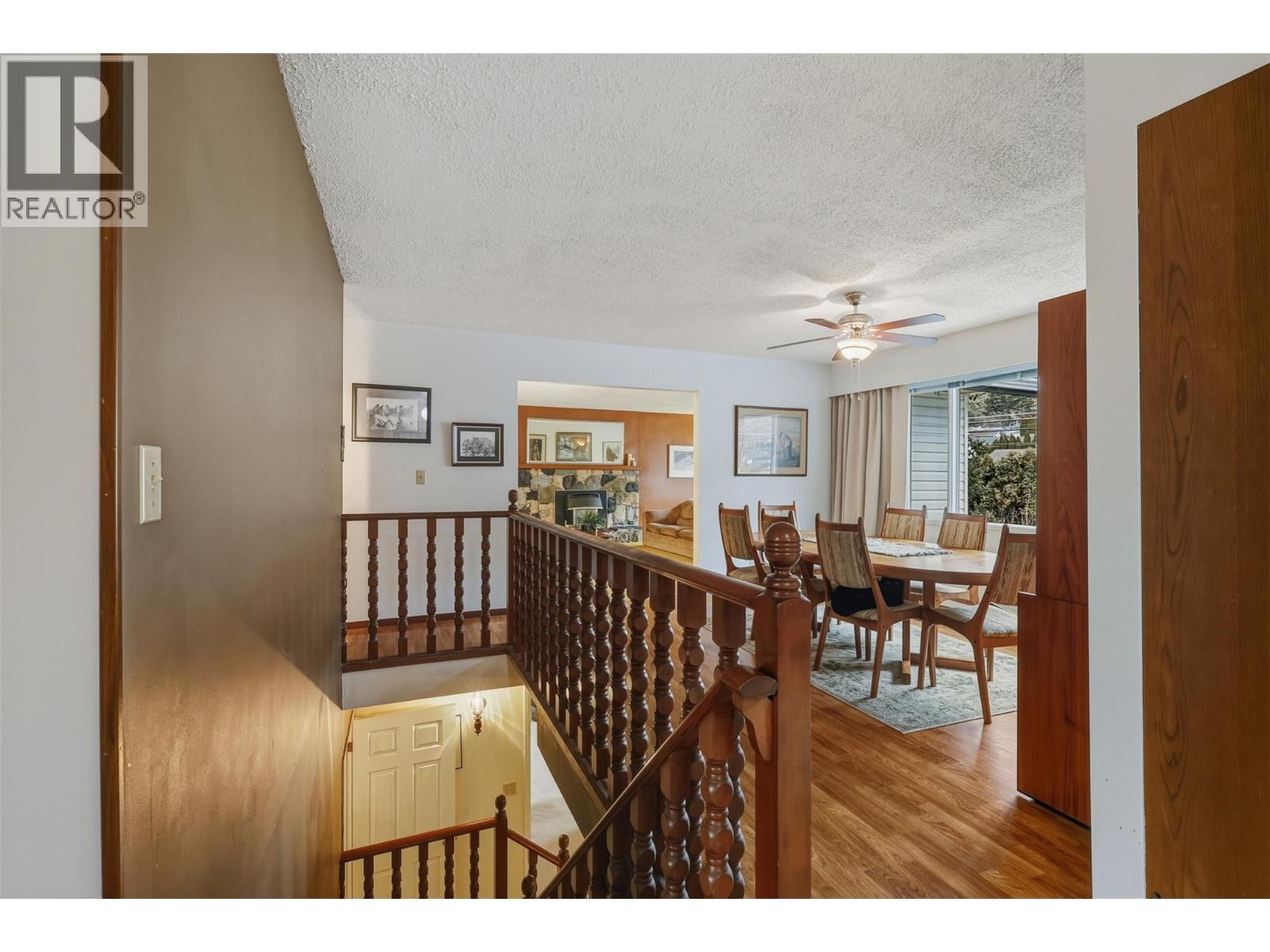 2480 VALLEYVIEW DRIVE - 6