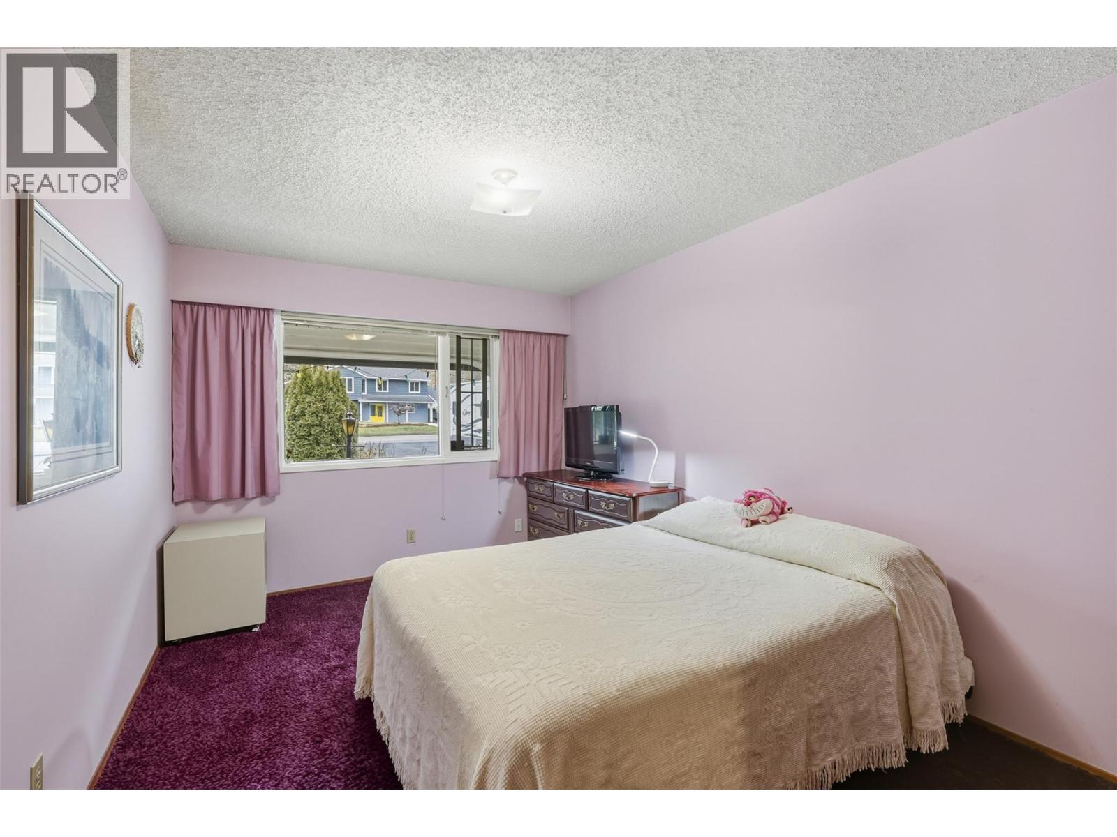 2480 VALLEYVIEW DRIVE - 37