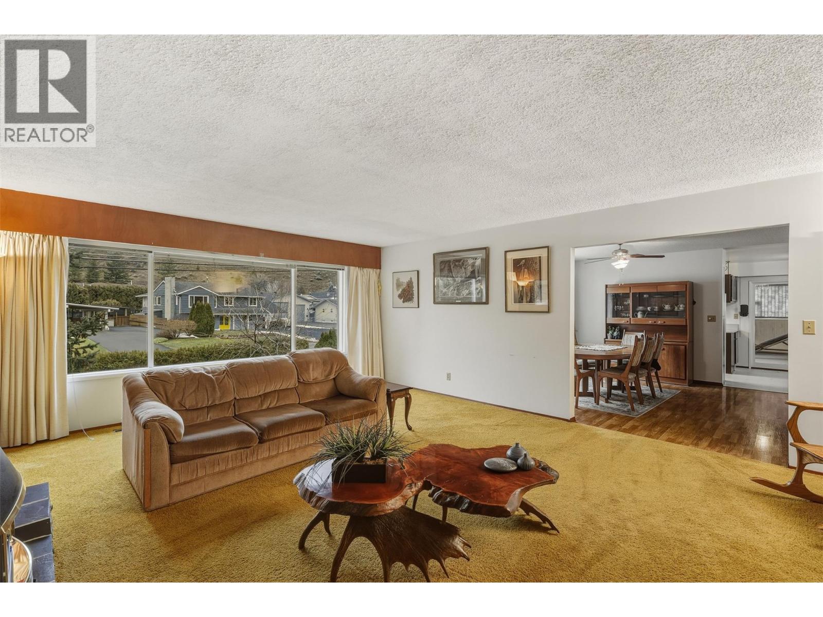 2480 VALLEYVIEW DRIVE - 9